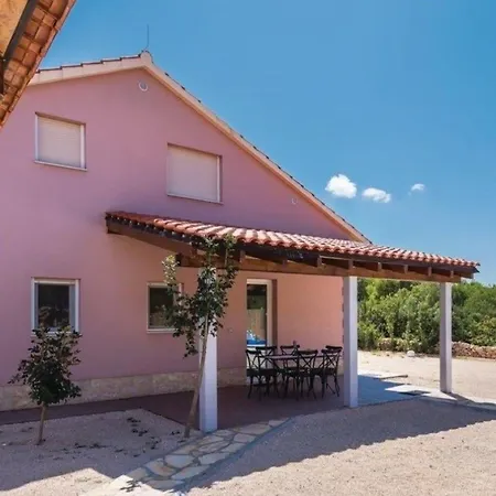 Ferienhaus Fur 7 Personen Ca 160 Qm In Sibenik-dubrava, Dalmatien Norddalmatien Dubrava (Sibenik-Knin)