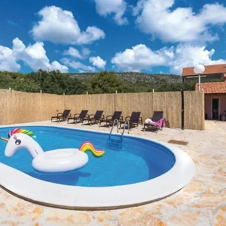 Ferienhaus Fur 7 Personen Ca 160 Qm In Sibenik-dubrava, Dalmatien Norddalmatien Σπίτι διακοπών *